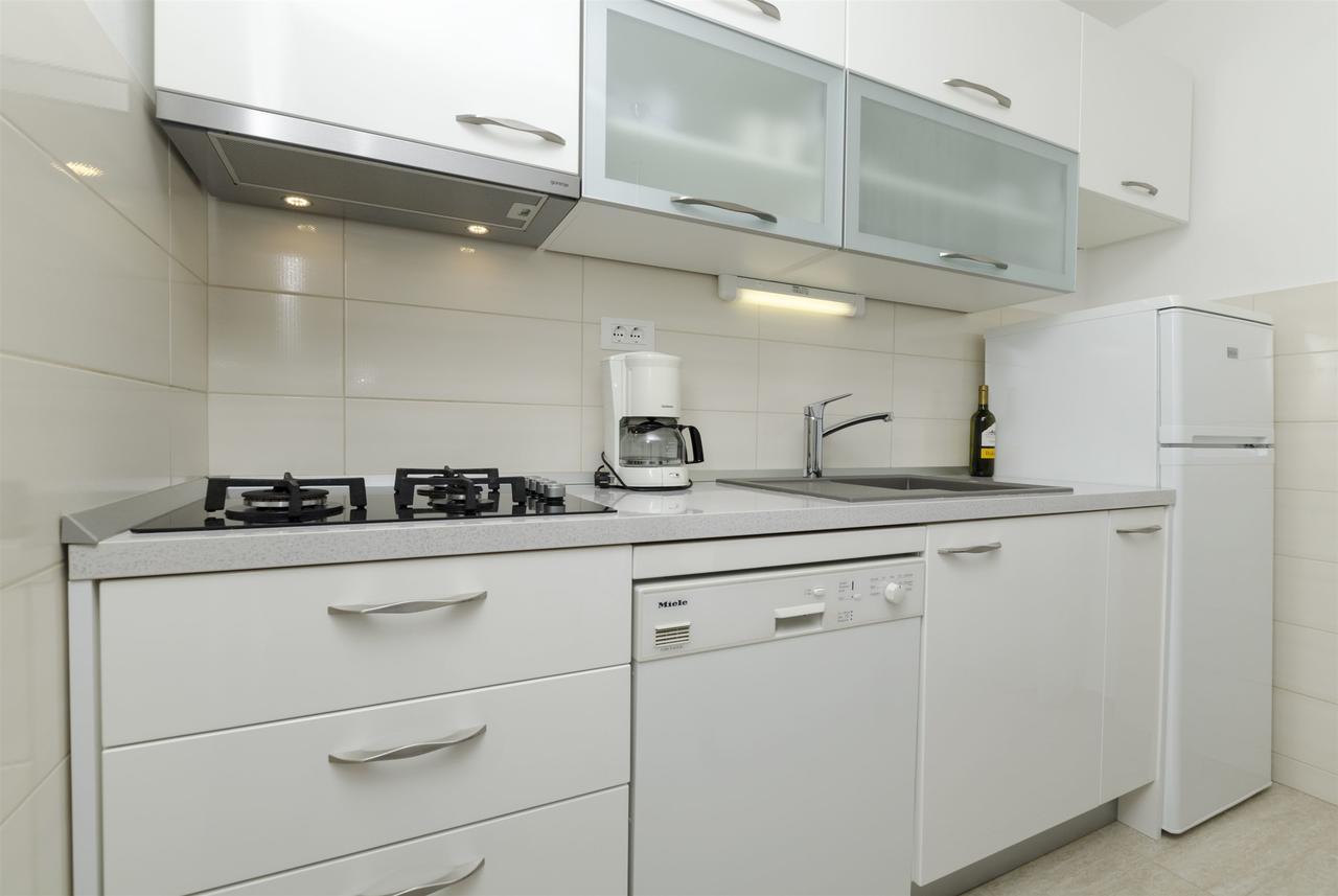 Apartments Karmela Primošten المظهر الخارجي الصورة