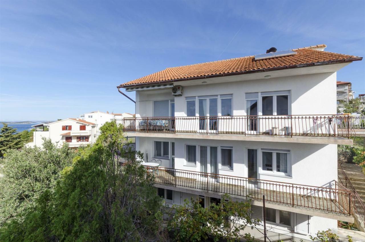 Apartments Karmela Primošten المظهر الخارجي الصورة