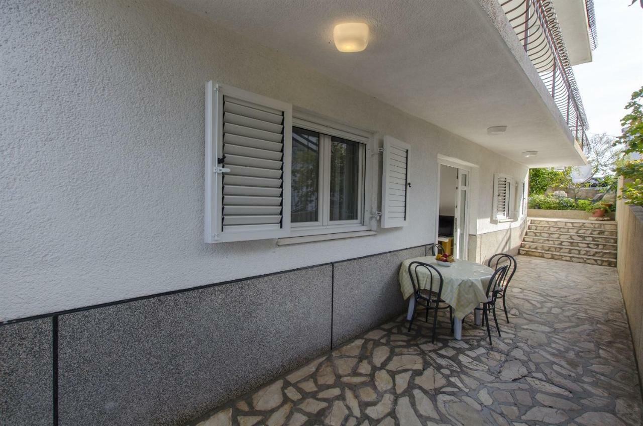 Apartments Karmela Primošten المظهر الخارجي الصورة