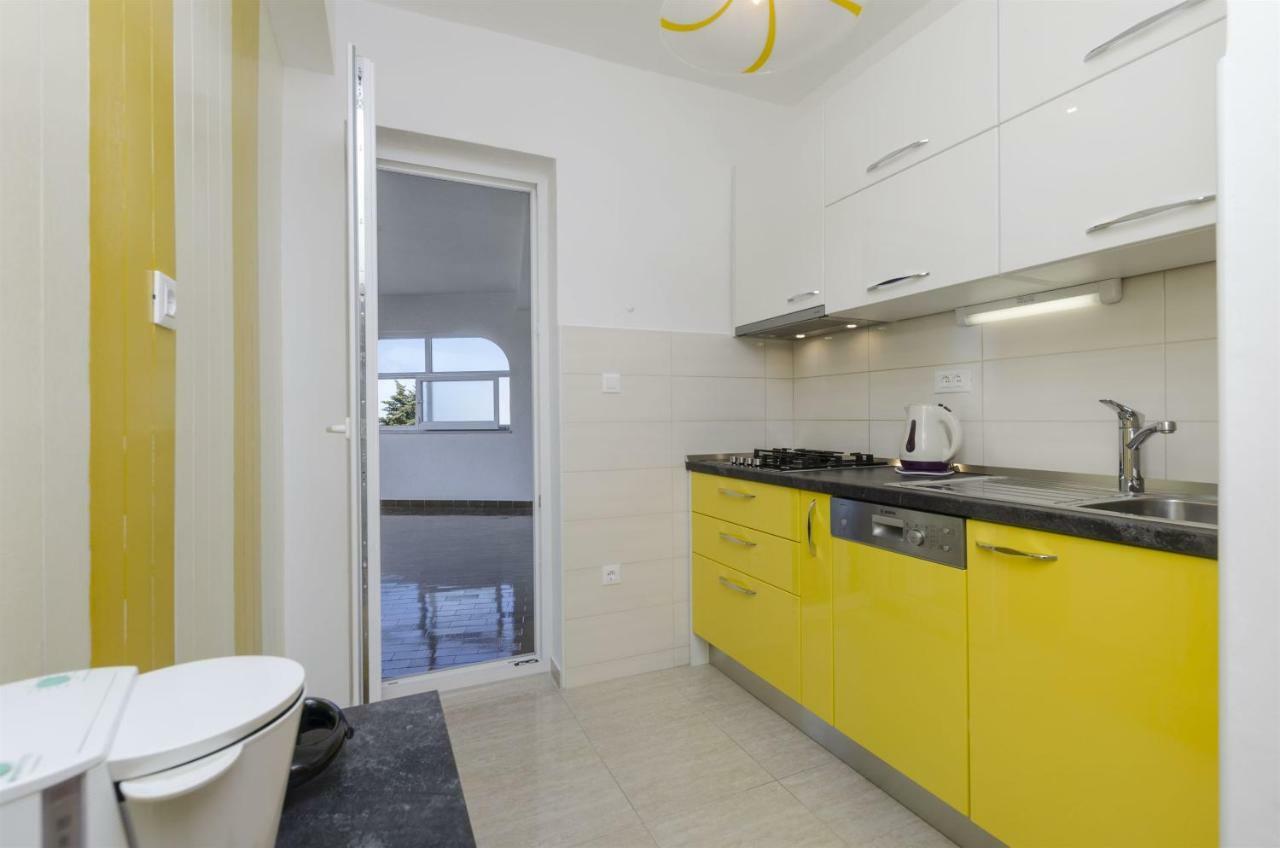 Apartments Karmela Primošten المظهر الخارجي الصورة